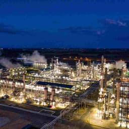 التحول الرقمي المتقدم والذكاء الاصطناعي في قطاع النفط والغاز